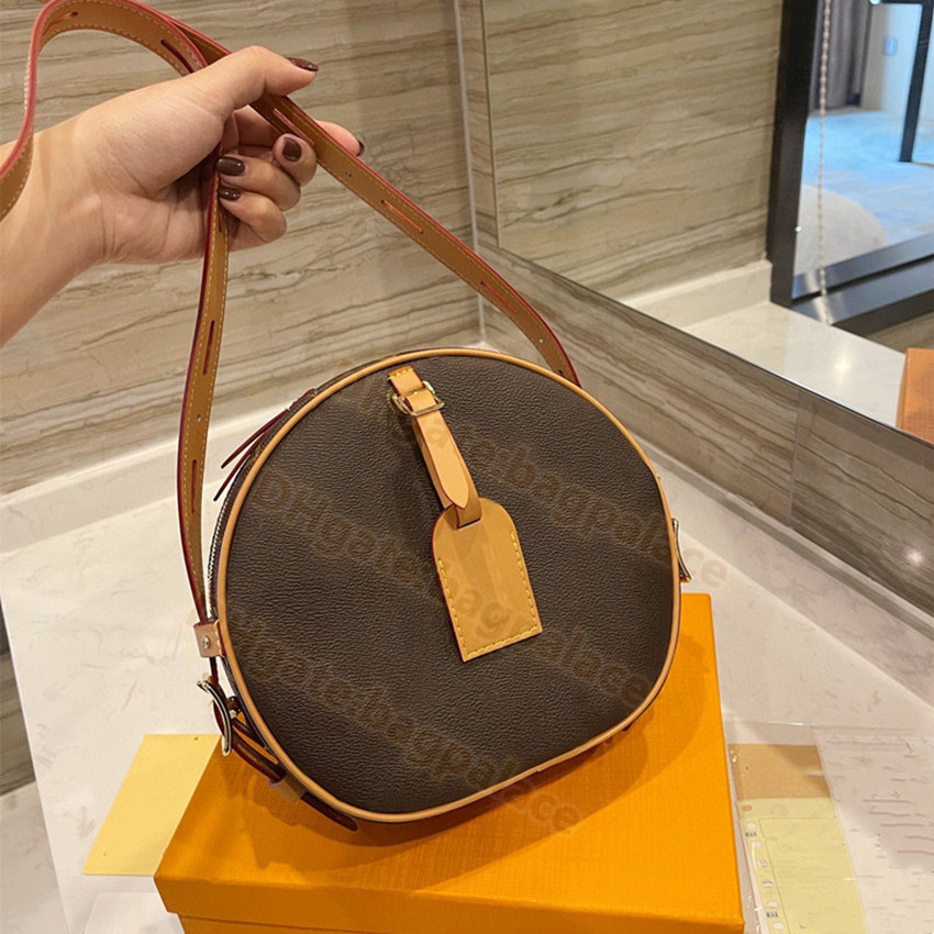 

Fashion 2022 Luxury Designer Bags Shoulder Bag Small For High School Girl Handbag Ladies Crossbod Women Circular Mini Totes Classic Clutch Luggage 22CM 5A, No bags
