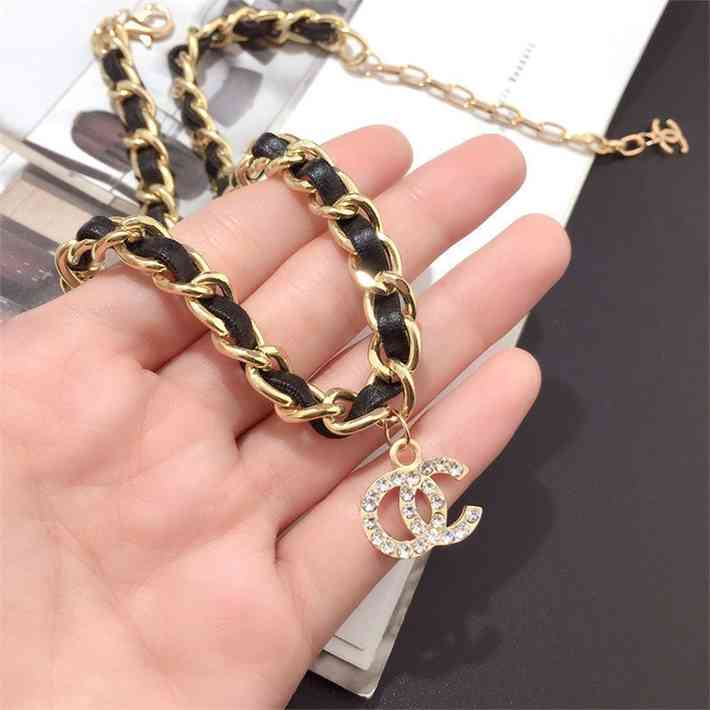 

Charming jewelry Korean new multi-layer personality metal letter necklace versatile clavicle chain fashion sweater chain woment, Silver