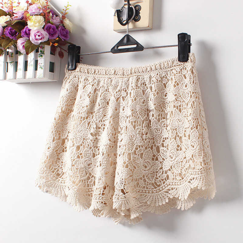 

Summer Women Lace Shorts crochet white color female fringed edge Fashion shorts beautiful 210601, Beige