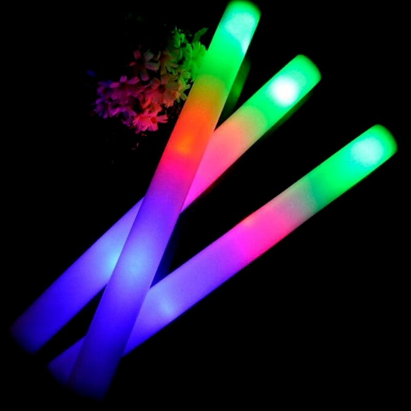 

Christmas LED Colorful Light Foam Sticks Flashing Batons Green Blue Glowing Toys Festival Atmosphere Decoration Concert Prop Continuous Lighting for 10 Hours