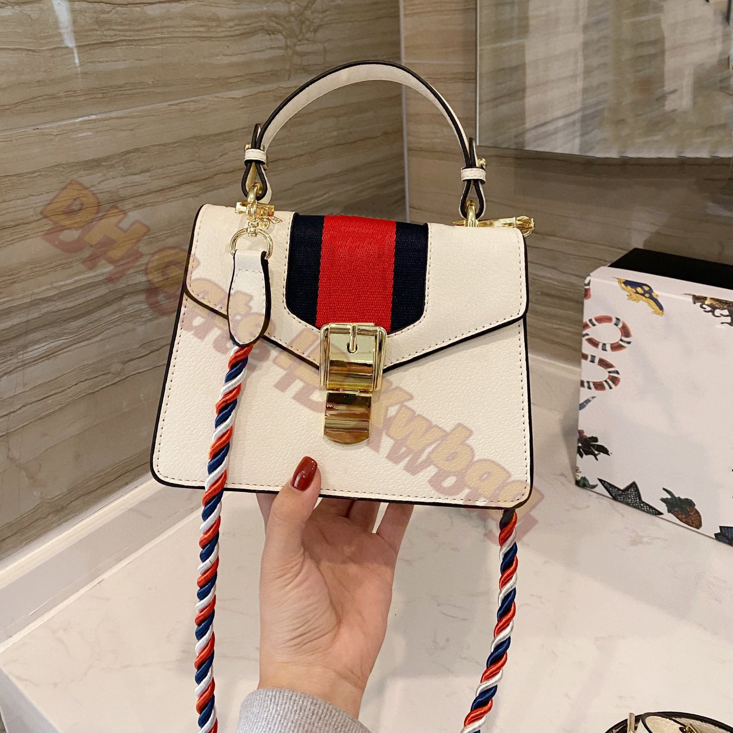 

2021 Classic Little Bee Messenger Bags Luxurys Designers Handbags Top quality Shoulder Bag Crossbody handbag Wallet Flap Pocket Fashion Clut