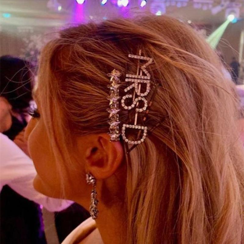 

Hair Clips & Barrettes Luxury Bridal Letters Pin Rhinestone Letter Clip MRS A-Z For Ladies Crystal Wedding Pins Headwear, Golden;silver