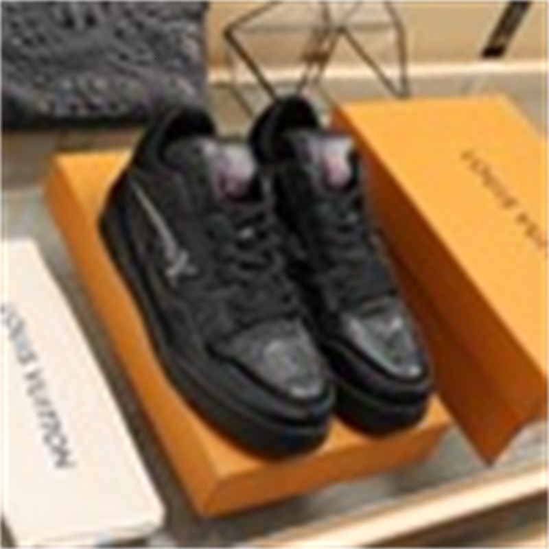 Boucles Hommes Sneakers Mocassins Bottes Mocassins Designer Designer The Robe Chaussures Luxe Tdth