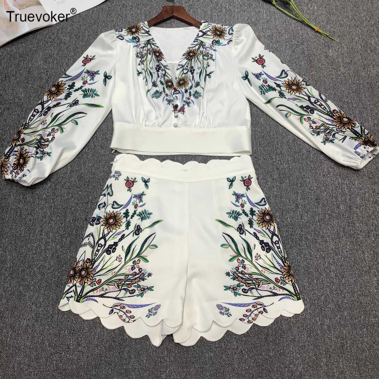 

Truevoker Spring Runway Fashion Set Suit's Long Sleeve Print Crop Tops + Shorts Holiday Party ets 210602, White