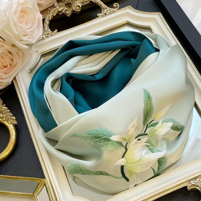 

Ethnic Clothing White Orchid Chinese Style High-grade Silk Embroidered Scarf Autumn