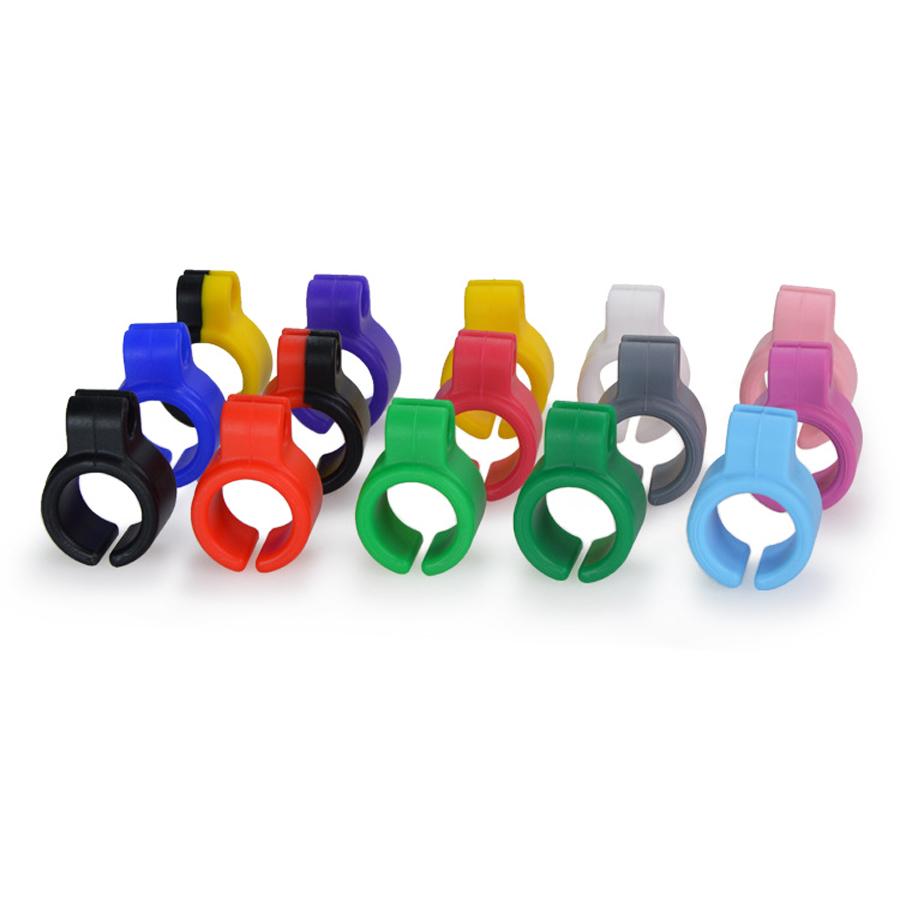 

Anonio Cigarette Holder Rack Silicone Smoking Holder Finger Ring Hands Free for All Smokers Console Gamers Drivers