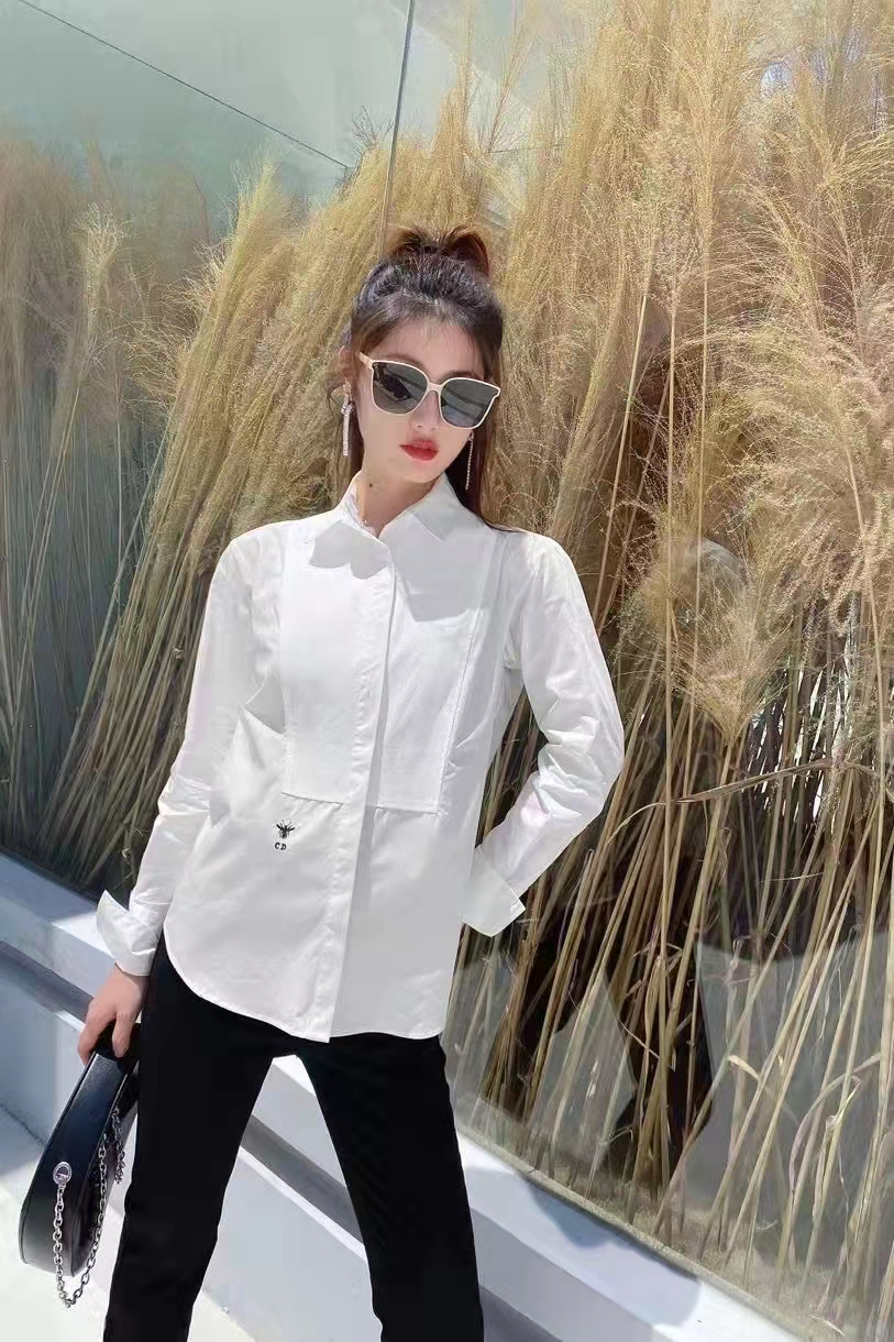 

Designer women's Shirts D brand 2022 spring and summer new classic wild bee embroidery long-sleeved white shirt with lapel collar. Loose version.