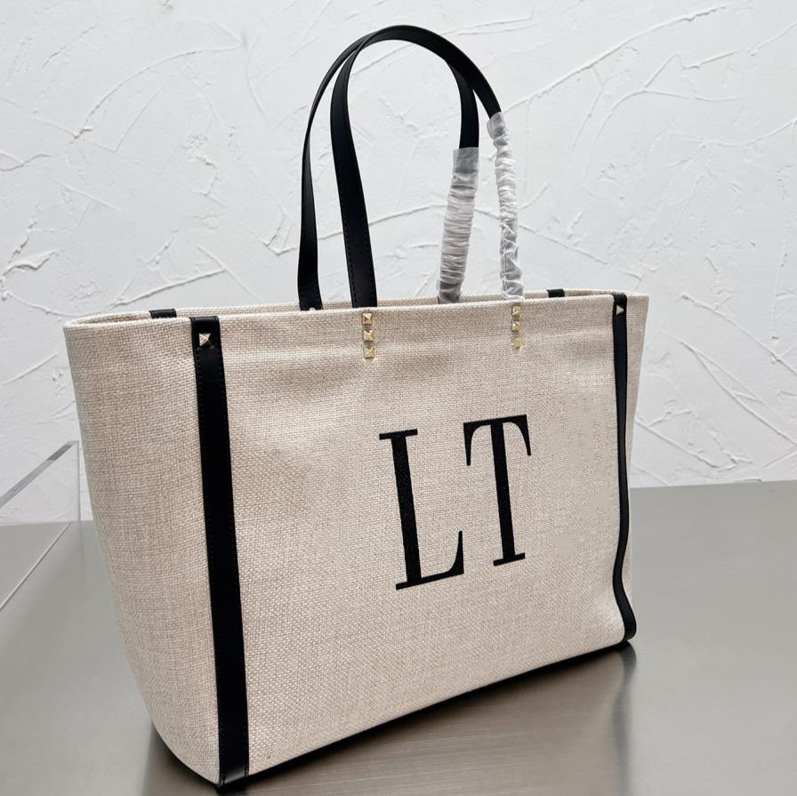 

2022 Oversize VT Designer Bags Women Top Quality Canvas Shopping Bag Big Capaacity Luggage Totes Classic Rivets with Letters Ladies Handbags, Red