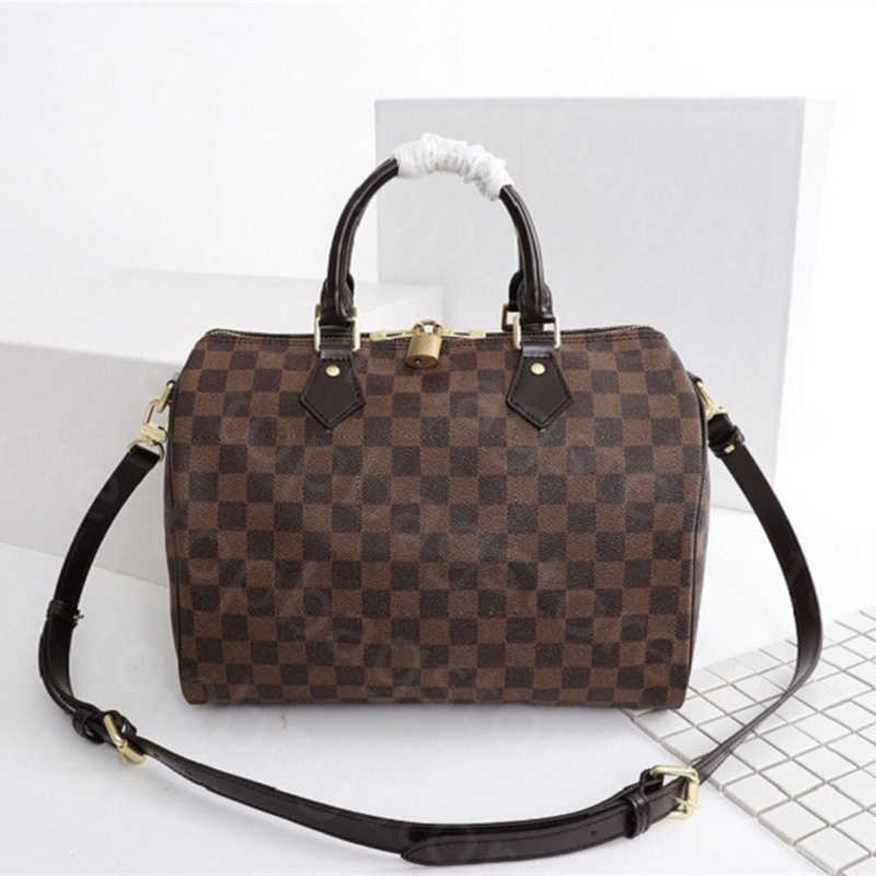 

Luxurys Tote Shoulder Bags new Women's Handbags Famous Designers Fashion Brand Candy Ladies Multi Pochette crossbody purse Totes Simple Trapeze Women Messenger Bag, Lh01