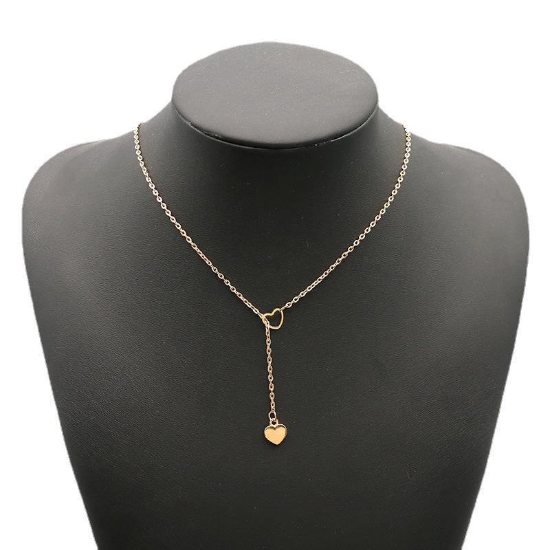 

Chokers Fashion Heart Necklace Hollow Love Simple Clavicle Chain Pendant