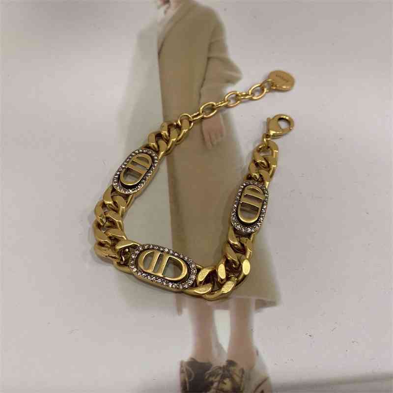 

Full set of jewellery family / letter necklace women's net red ins short clavicle neck chain fashion hip hop Bracelet