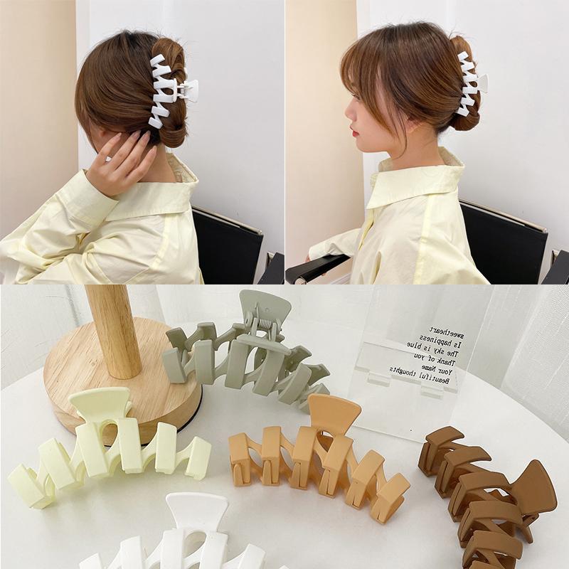 

Hair Accessories Korean Claw Crab Clips Large Size Headwear Elegant Frosted Hairpins Barrette For Women Girl 1Pc