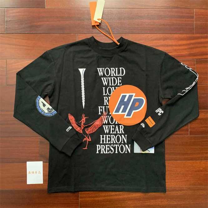 

HP Heron crane nail print hip hop multi embroidered letter bottomed long sleeve T-shirt, White spot