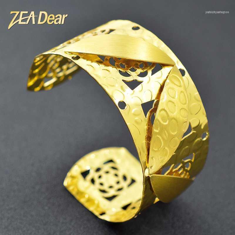 

Bangle ZEADear Jewelry Romantic Flower For Women Dubai Fashion Round Bracelet Wedding Engagement Findings1
