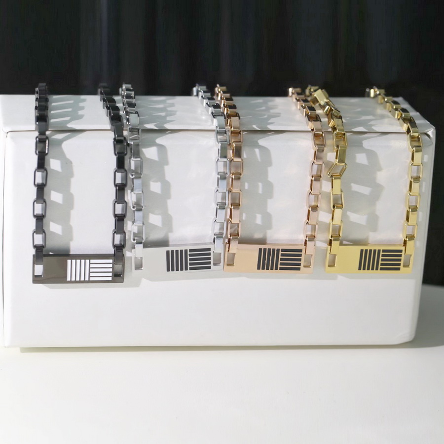 Europe America Fashion Jewelry Sets Men Lady Women Stainless steel Engraved V Initials Enamel Square Pendant Necklace Bracelet 4 Color-image-745588705
