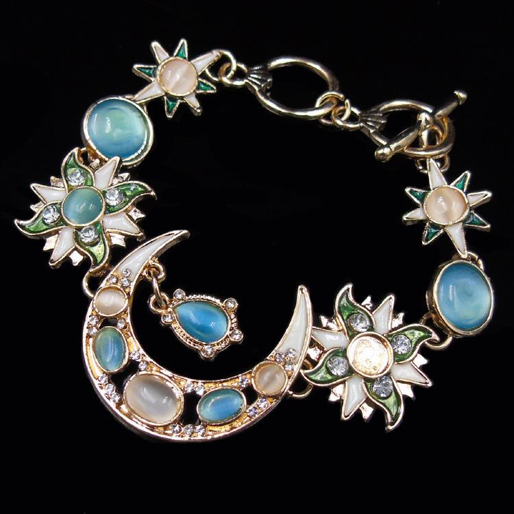 

Charm Bracelets Exaggerated Fashion Bracelet Sun Moon Personality Asymmetric