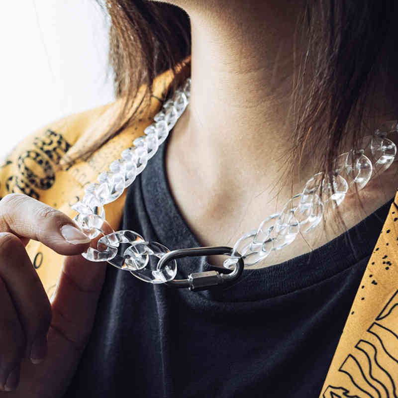 

Cool Transparent Chain Acrylic Lock Choker Necklace For Women Men Hip Hop Cuban Simple Punk Pendant Necklace Trendy Jewelry New X0509