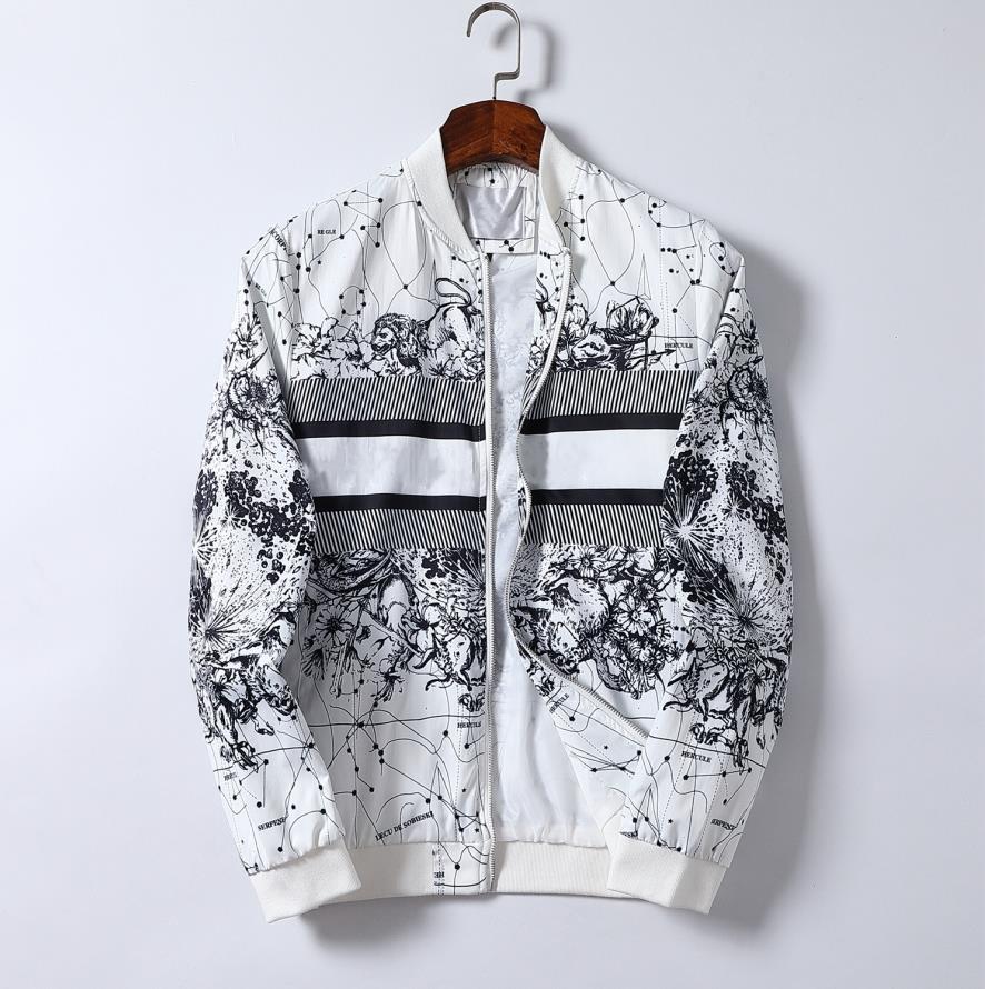 

21SS Men's Jackets Spring Autumn Outwear Windbreaker Zipper Fashion Hooded Jacket Coat Outside Sport Asian Size Men Clothing, Customize