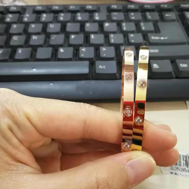 

Couple 4mm Bracelet 316L stainless steel Love Bracelets Bangles Women Men 10 Stone Screwdriver Bracelets Jewelry with Gift bag, Black