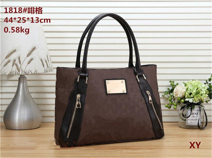 

Brand Womens Bags Luxurys Designers Shoulder Women Large Capacity High Quality Leather Bag, White grid