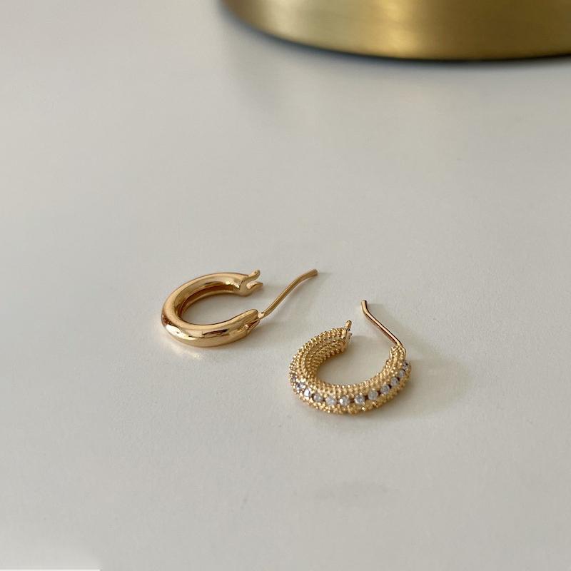 

Hoop & Huggie WTLTC Gold Color Asymmetric Mini Small Round Earrings For Women Simple Thick Tiny Circle Hoops Delicate Femme Gift