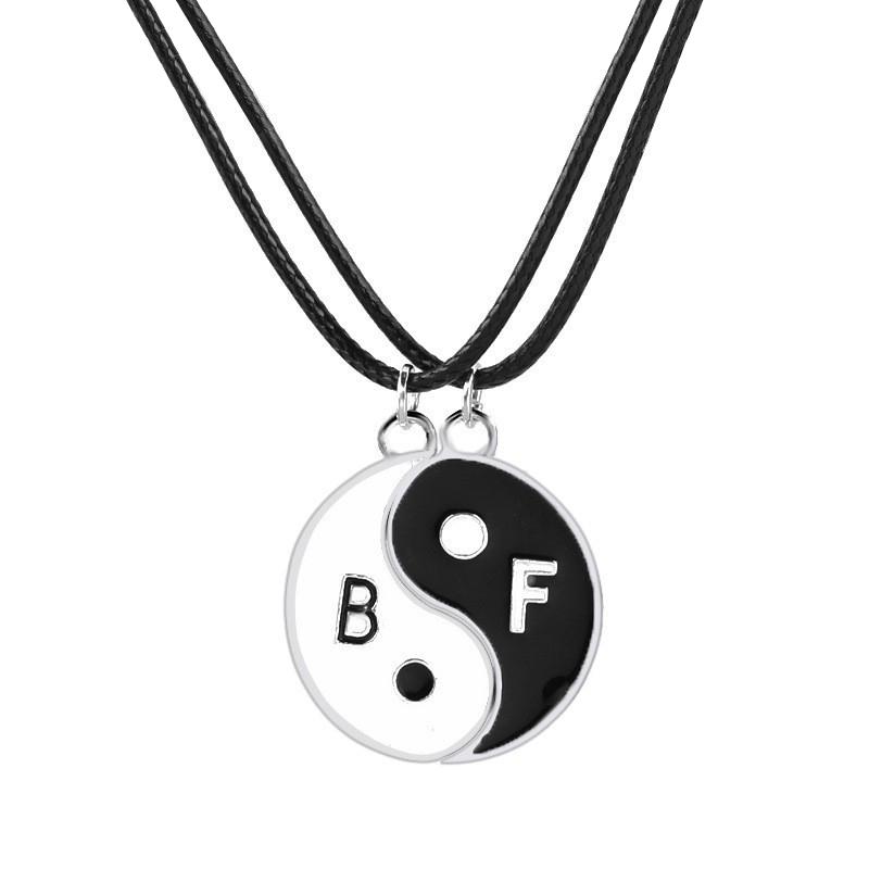 

Pendant Necklaces Gossip Tai Chi Yin Yang Yinyang For Women Leather 2 Pendants Share White Black Friendship Couple Christmas Gifts