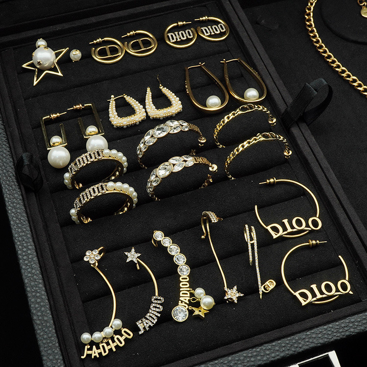 

Luxury Jewelry Earring New Earrings Cd Pearl Star Five Pointed Ear Clip