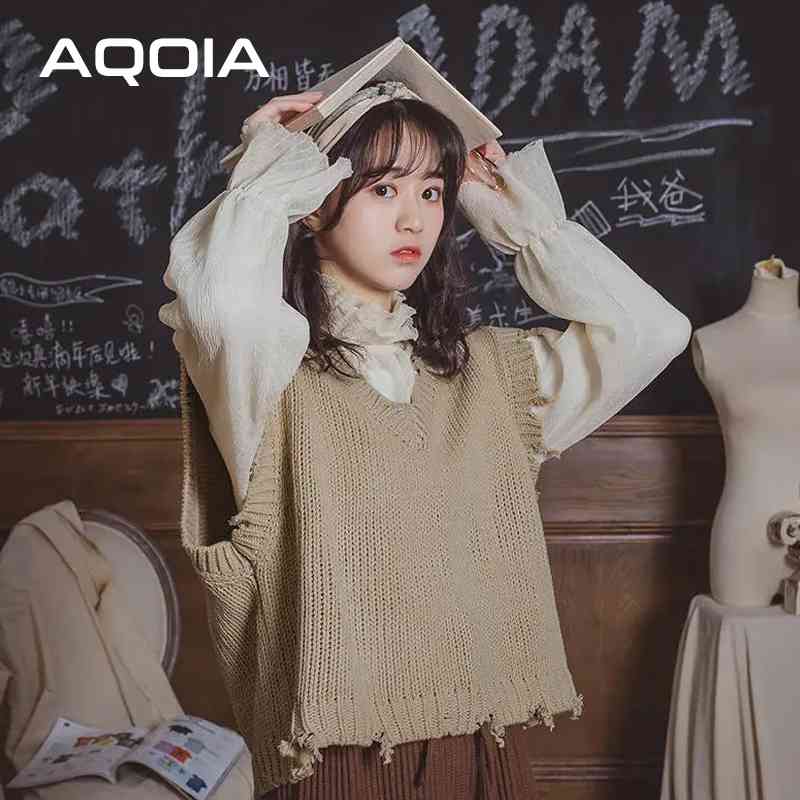

Winter Boho Loose Women's Vest Sweaters Solid V Neck Sleeve Hole Student Style Autumn Female Tops 210521