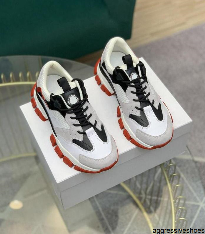 

2021 Mens Sneakers Italian Designer shoes Triple s leather Canvas Platform Trainers Black White Casual Flat Laces Shoe with box size35-46, Color1