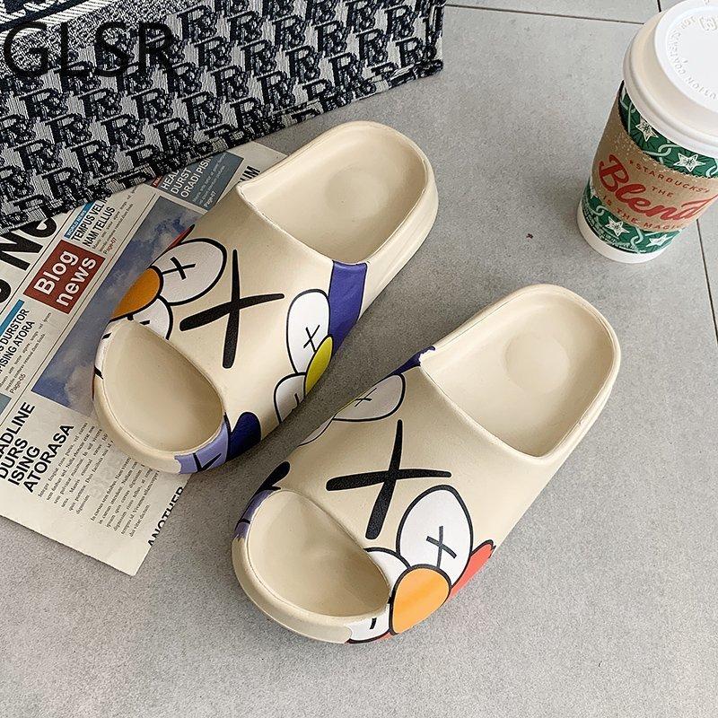 

Graffiti Pattern Flip flops Women Indoor Couples Platform Slippers Comfortable Non Slip Home Slides Soft Sole Slides Women's, Black