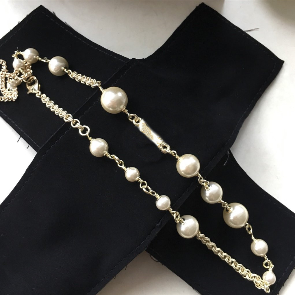 

Fashion Necklace for Woman Shiny Pearl Necklace High Quality Brass Material Necklace Gift Chain Jewelry Supply