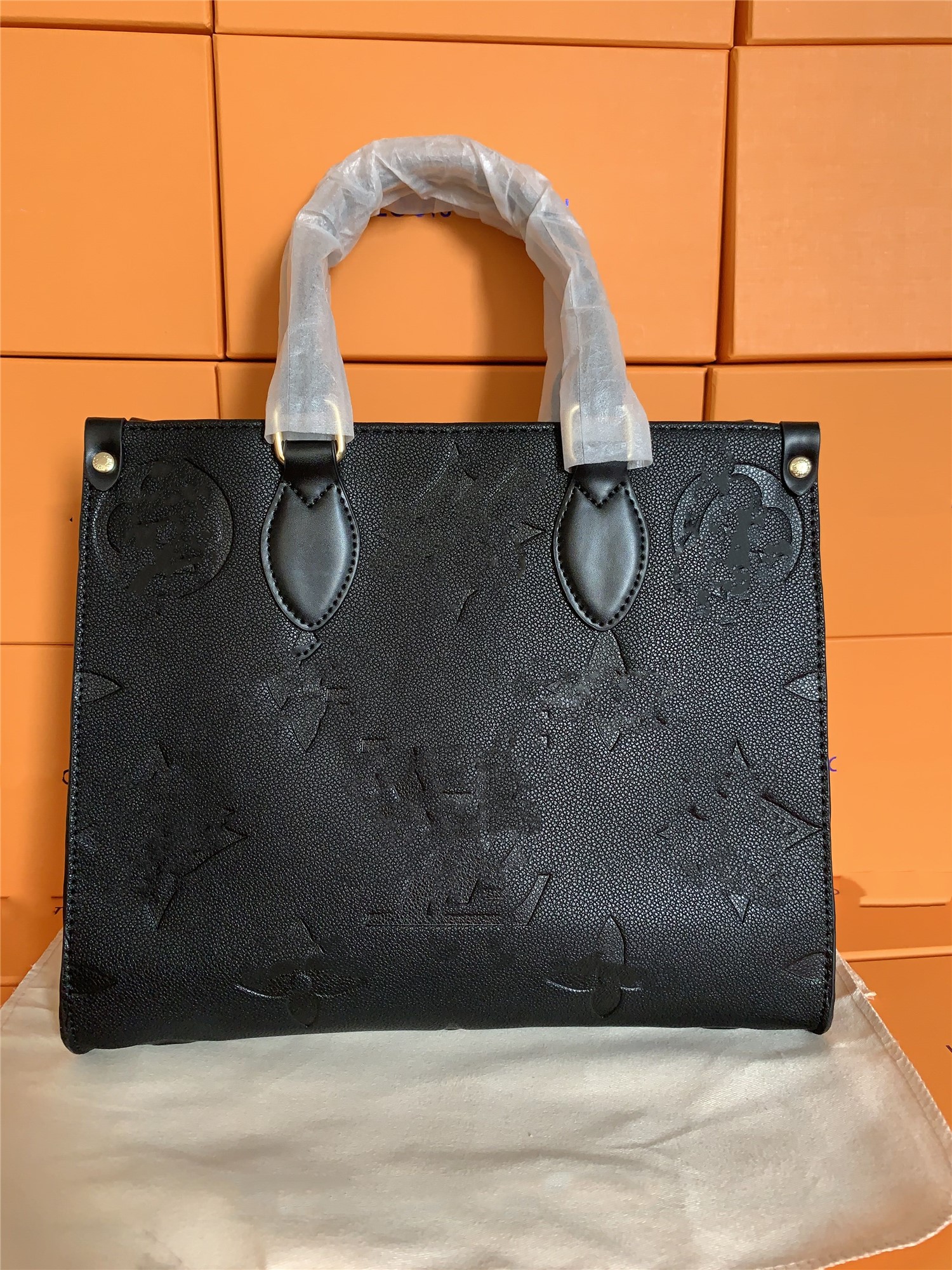 

2021 High-Quality Women Leather Luxurys Designer Handbag Female Fashion Messenger ONTHEGO GM MM HANDBAGS PURSE TOTE TOTELouisBag, Red;black