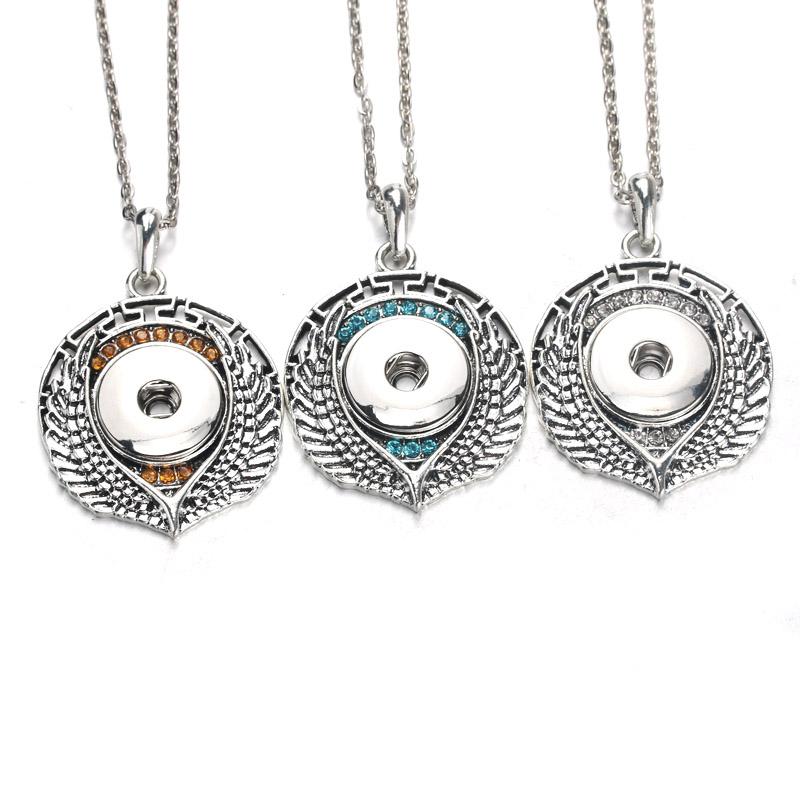 

Pendant Necklaces Fashion Wing Heart Shape Glamour Rhinestone Necklace Snap Button Fit 18mm Buttons Women Jewelry