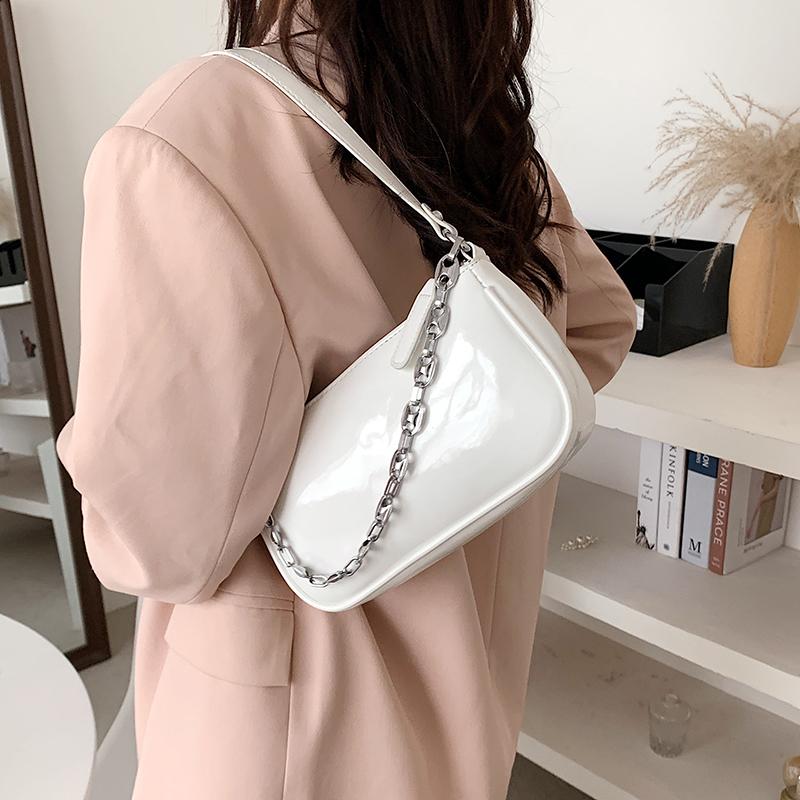 

Design Patent Leather Small Underarm Shoulder Bags For Women 2021 Summer Fashion Travel Chain Handbags Blue Cross Body, Black
