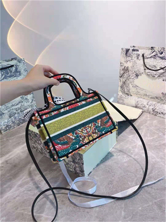 

2021 Crossbody Saddle Bag luxury designer mini tote women name brand purses shoulder bags womens fashion handbag cover canvas handbags for ladies Designers totes, Multi