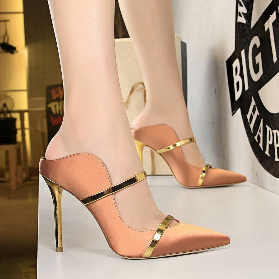 

Europe and the United States Dress Shoes Baotou drag stiletto high heels sexy thin pointed toe hollow shallow mouth with female slippers, 01