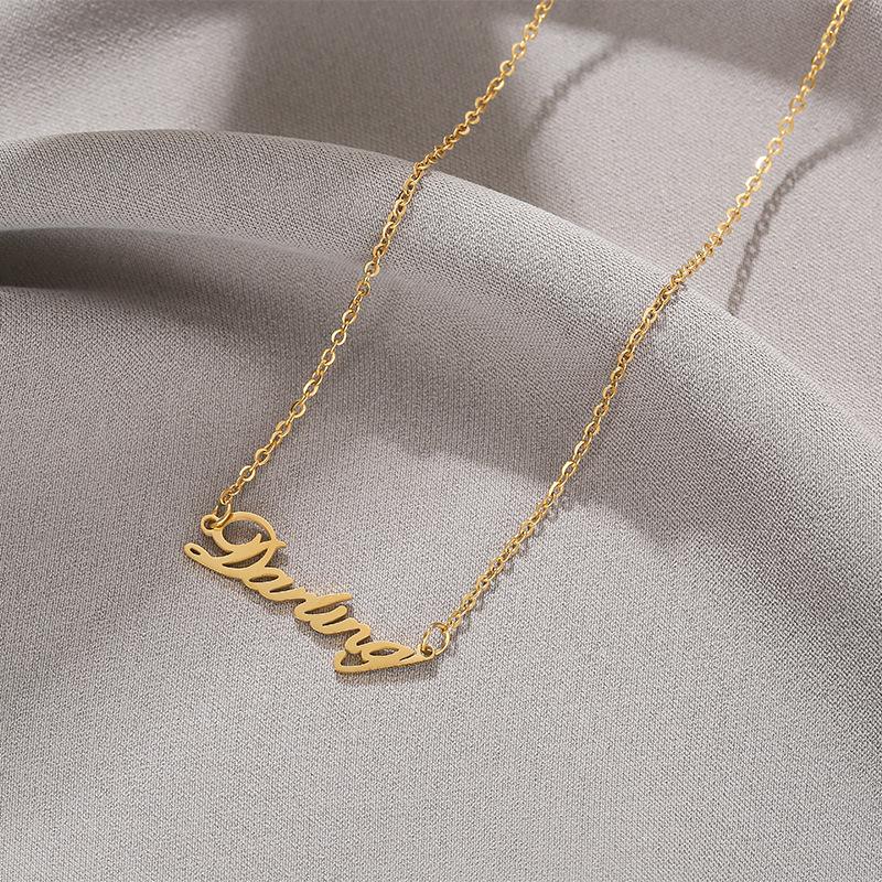 

Pendant Necklaces One Piece Stainless Steel Letters Necklace Clavicle Chain Darling Shape For Women Simple Couple Jewelry Gift