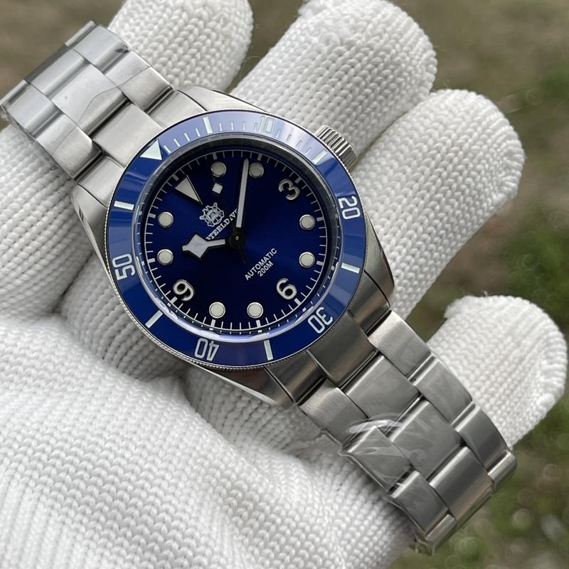 

Dive Watch Automatic Mechanical Watches 316L Steel 200M NH35 Sapphire Crystal C3 Luminous Diver Wristwatches, Steel strap green