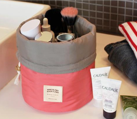 

Retro Classic Fashion Barrel Shaped Travel Cosmetic Bag Make Up Bag Drawstring Elegant Drum Wash Kit Bags Makeup Organizer Storage Beauty Ba, Blue