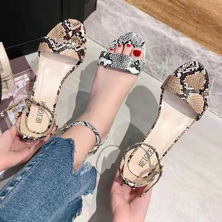 

Classic retro design high heel sandals flower flat pump women's large size shoes 35-43, Yellow