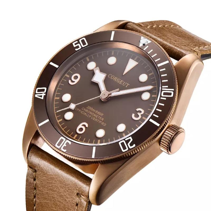 

Men's Watch Miyota 8215 Automatic Movemetnt Leather Strap With Stainless Steel Cases Green Luminost Dial And Hands Wristwatches