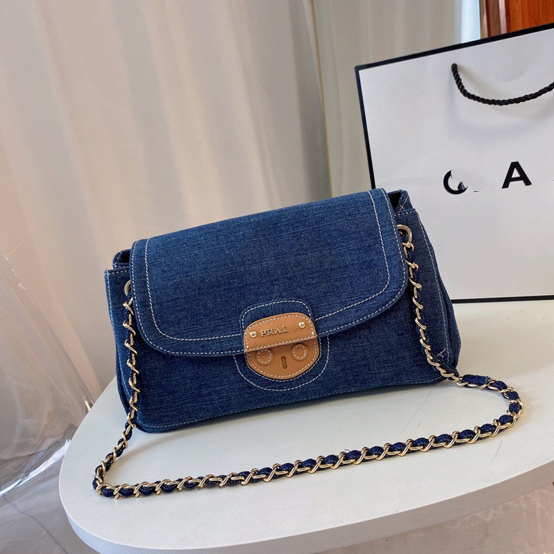 

Design Purse Light denim fabric one shoulder diagonal chain middle ancient women's white canvas Oxford spinning bag, Blue