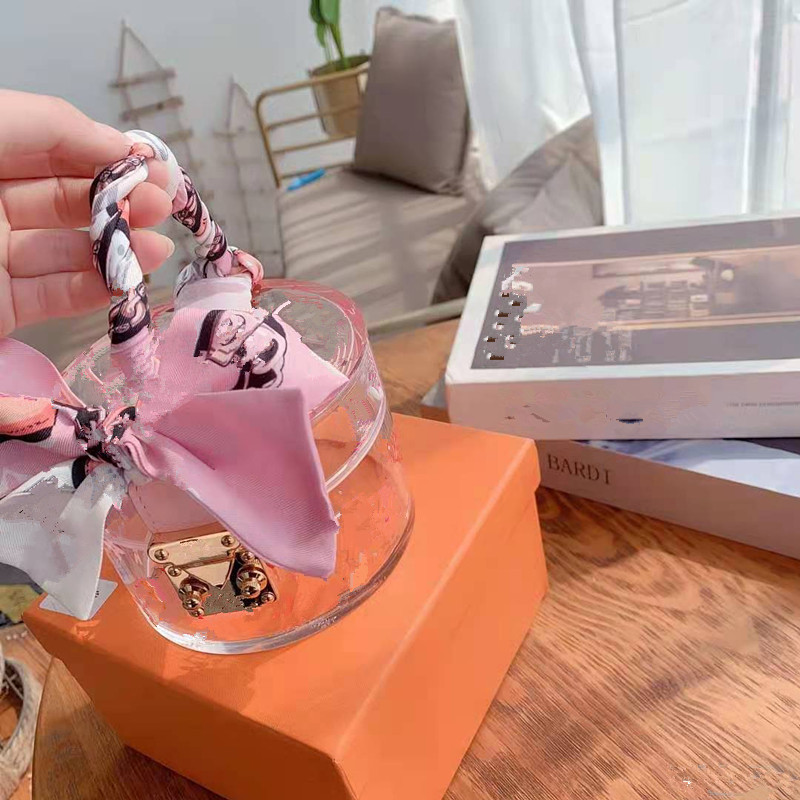 

Classic The New 2020 Ms Transparent Hand Bag Woman Handbag Jelly Beach Letter Box Clutch Purses Ladies Handbags Evening Clutches