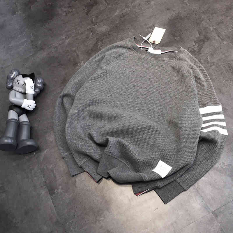 

2022 Factory Wholesale New Model round neck sweater women's Pullover autumn yarn dyed four bar couple casual loose coat, White