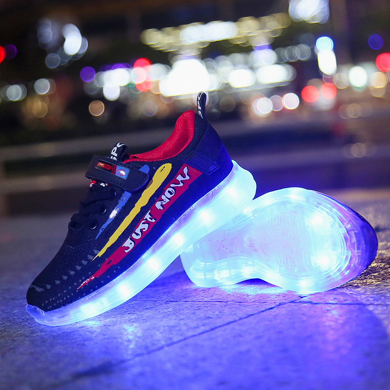 

Size 25-35 Children Led Light Up Shoes Luminous Sneakers for Girls Kids Wear-resistant Sneakers Boys USB Charging Glowing Shoes, Black