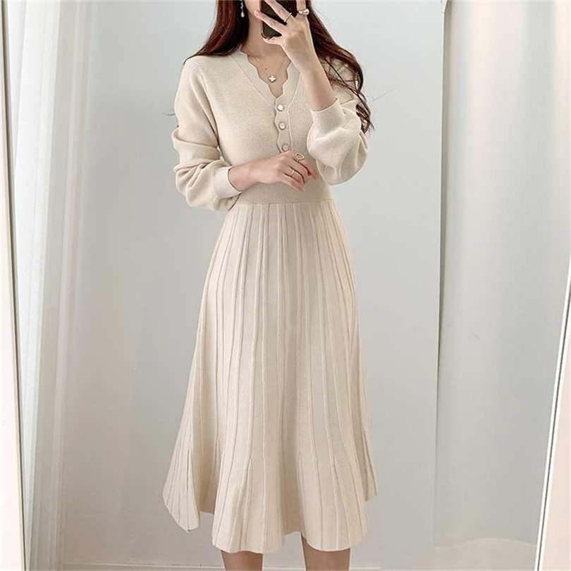 

Vintage Korean Pleated Dress Long Sleeve Slim Woman Sweater es Knitted Elegant Midi Party Autumn 211109, Beige
