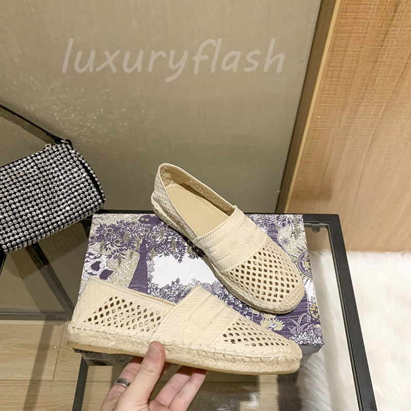 

3 Color Hollow Fisherman Shoes Fashion High Quality Handmade Ladies 2021 Designer Luxury Latest Comfortable Flat-heel Casual Shoe, This option is not for sale.