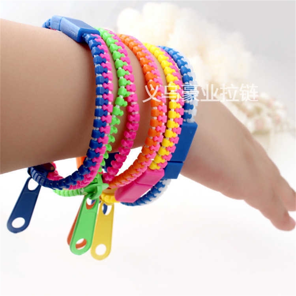 

45 colors zipper Bracelet zip bangle Contrast color patchwork Plastic Bracelets kids Boys girls Wristband stress relief sports key ring keyc, Red;brown