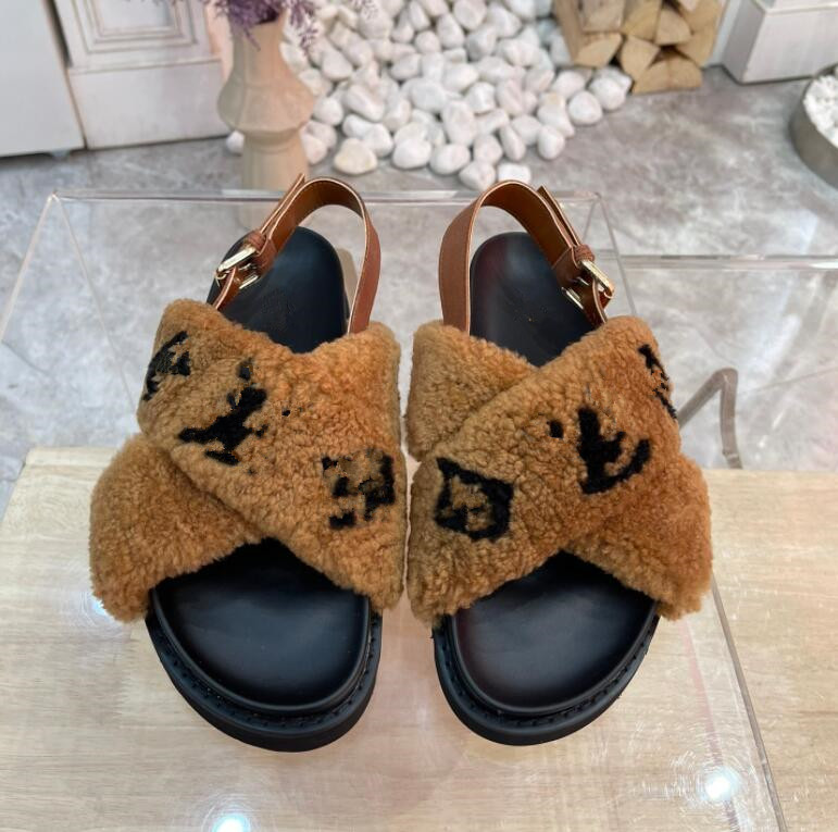 

2022 women furry slippers fluff yeah slides sandal Australia fuzzy soft house ladies womens shoes fur fluffy sandals mens winter slipp L595V#, Black