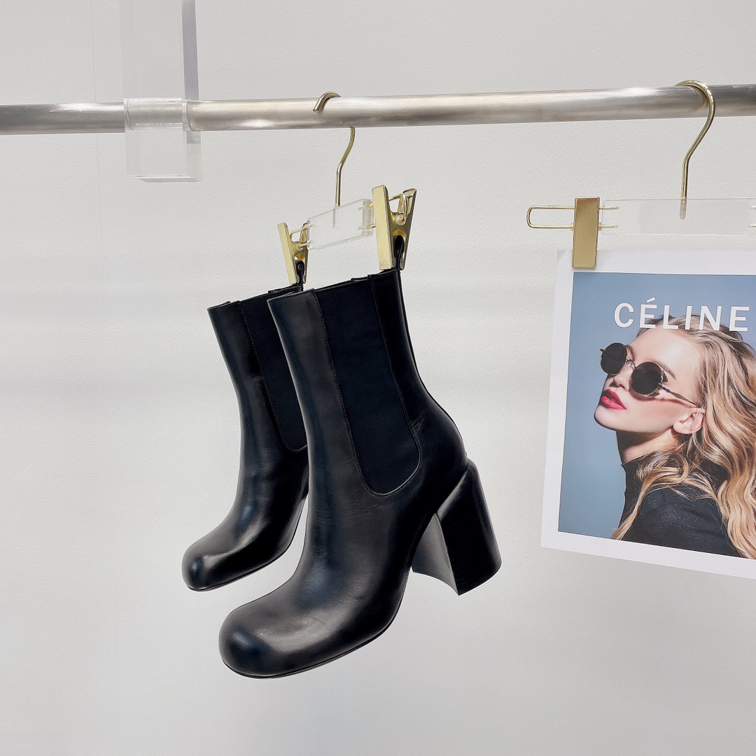 

2021 Ladies boots British style fashion nude boot autumn and winter round toe shoes leather short booties thick heels, Box